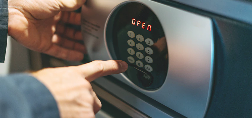 Cash Safe Openers in Woodlake, California