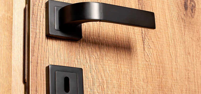 Weekend Lockout Assistance Troubleshooting in Woodlake, California