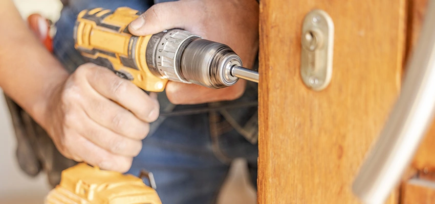 Eviction Locksmith in Woodlake, California